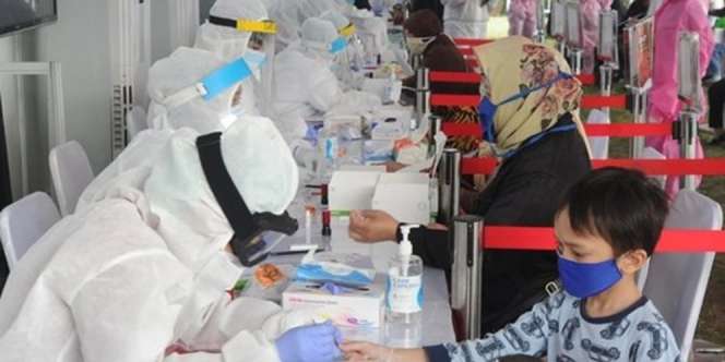 PBNU Wajibkan Nahdliyin Pakai Vaksin Covid-19 Booster Halal