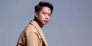 Kevin Sanjaya Go Public! Mimik Foto Diner Bareng Valencia Tanoesoedibjo Digoda Vidi Aldiano