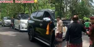 Rombongan Pengantin Tersesat di Jalan, 'Bagaimana Dulu Ngapelnya?'