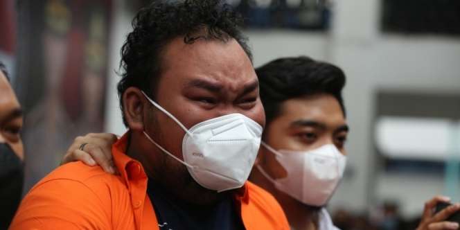 Tangis Haru Komika Fico Fachriza di Depan Sang Kakak: `Maafin Gue Bang`