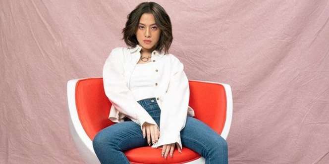 Artis-Artis yang Memiliki Wajah Dewasa Padahal Usia Masih di Bawah 20 Tahun, Tak Ragu Berpenampilan Berani