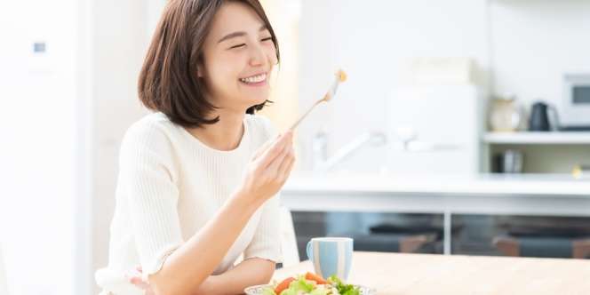 Bukan Cuma Mitos, 5 Makanan Ini Ternyata Ampuh Jadi Mood Booster Lho
