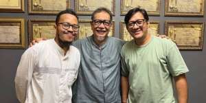 Jarang Tampil di Layar Kaca, 5 Potret Terbaru Kipli 'Kiamat Sudah Dekat' Manglingi Banget!