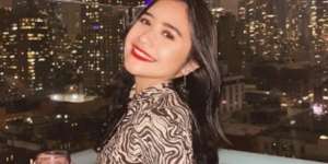 Outfit Kerennya Curi Perhatian, Lihat 7 Potret Prilly Latuconsia Saat Liburan ke AS