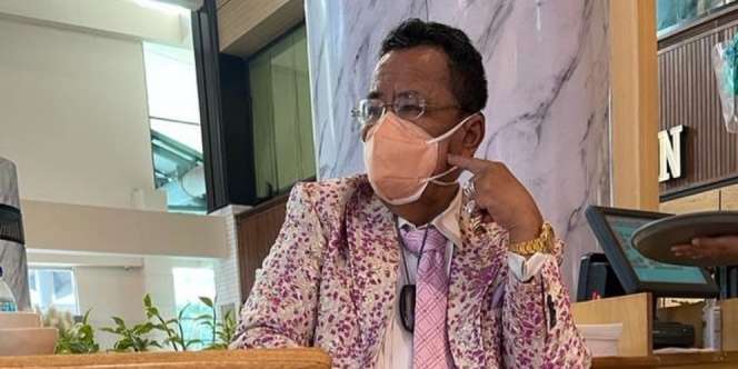 Hotman Paris Elus Dada Lihat Video Dorce Gamalama Minta Tolong ke Megawati
