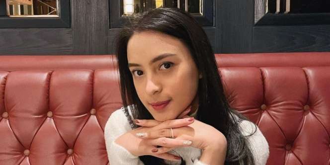NGOBRAS: Cerita Kebahagiaan Berlipat Kaneishia Yusuf di Single Selayaknya Manusia