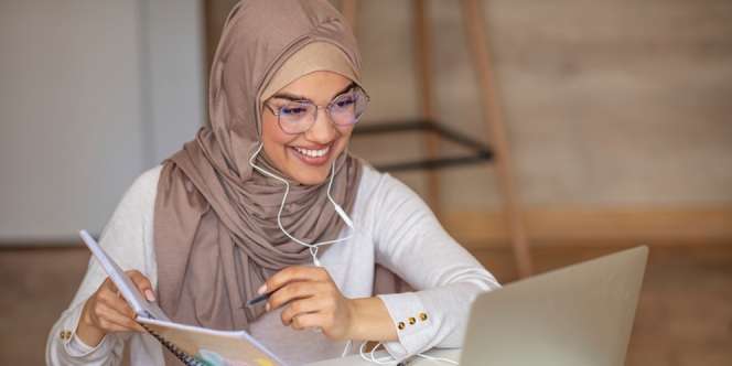 Peluang Bisnis Endorsement Nggak Cuma Menguntungkan Para Bintang, Kamu Juga Bisa Ikutan