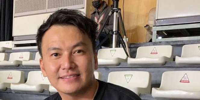Dinyanyikan Lagu Melow, Nikita Mirzani Bikin Stories Bareng Wijin