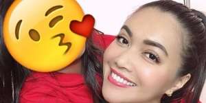 Potret Denada Dampingi Putrinya Pengobatan Leukimia, Bikin Salut!