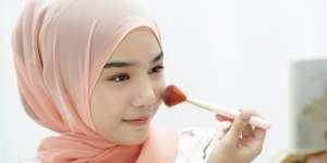 Tutorial Riasan Natural dan Flawless ala Model
