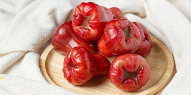 13 Manfaat Jambu Bol atau Jamaika untuk Kesehatan yang Sayang Dilewatkan