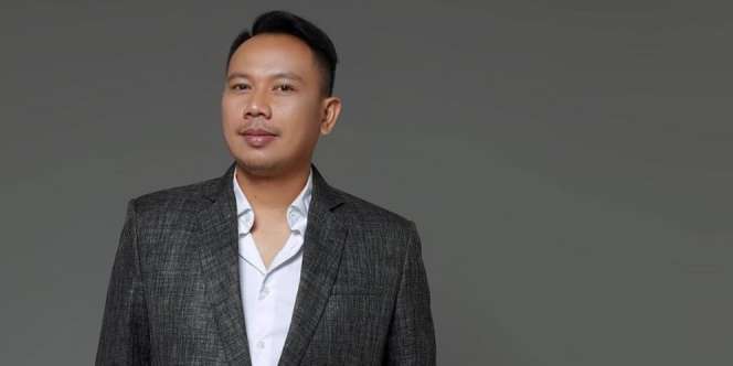 5 Potret Kamar Vicky Prasetyo, Ada Benda yang Bikin Salfok 