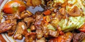 Atraksi Lempar Wajan Setelah Masak Tongseng Jadi Daya Tarik