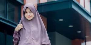 Potret Baby Bump Jihan Salsabila, Istri Ustaz Syam yang Kehamilannya Makin Terlihat