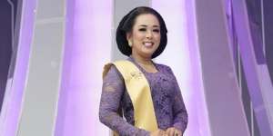 Jenguk Anak 'Sultan Andara', Soimah Pede Bawa Keripik dan Kuaci