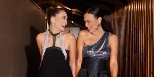 Gaya Modis Luna Maya & Sophia Latjuba, Duo Mantan Ariel NOAH yang Sampai Dijuluki The Hadid Sisters