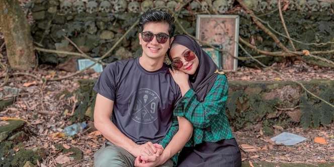 Youtuber Sultan! Ria Ricis Traktir Belanja Karyawan hingga Rp67 Juta