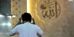 Cara Melaksanakan Sholat Tahajud, Serta Manfaatnya Bagi Kesehatan yang Jarang Diketahui