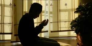 19 Tata Cara Berdoa Sesuai Sunnah, Waktu yang Tepat dan Penyebab Doa Tak Dikabulkan