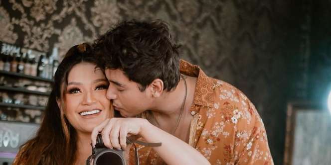 Siti Badriah Positif Omicron Saat Hamil Besar, Pasang Koyo Dikira Cuma Masuk Angin