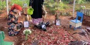 Perizinan Pemindahan Makam Vanessa Angel Selesai, Doddy Sudrajat Tinggal Bawa Jenazah ke TPU Karet Bivak
