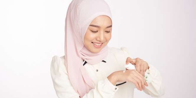 Kulit Kering dan Gatal Sering Jadi Masalah Hijabers, Atasi dengan Cara Ini