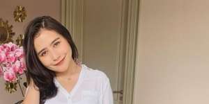 Viral `Kembaran` Prilly Latuconnsina, Mirip dari Bawah Mata Sampai Dagu