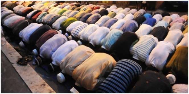 Tata Cara Sholat Khusuf dan Hal-Hal yang Perlu Diperhatikan sebelum Sholat