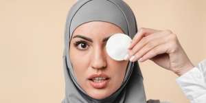 4 Kesalahan yang Sering Dilakukan Saat Merias Wajah