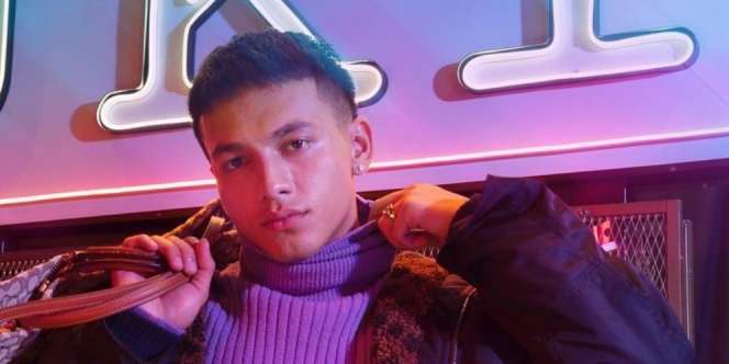 Pamer Foto Masa SMK, Penampakan Rambut Jefri Nichol Bikin Gagal Fokus: 'Jamet'