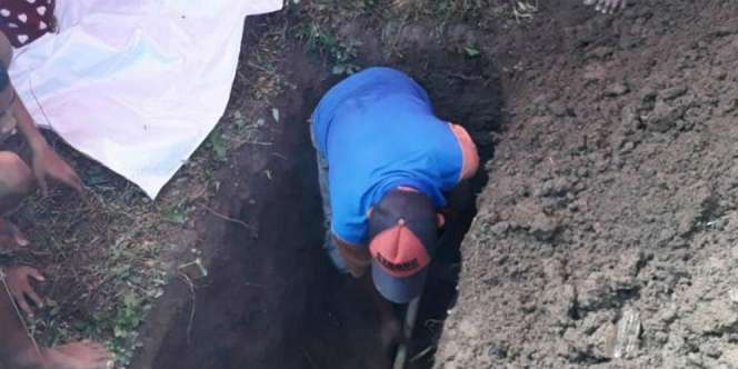 Geger Pencurian Tali Pocong Orang yang Meninggal Malam Jumat Legi di Sidoarjo, Kondisi Makam Rusak Mengenaskan