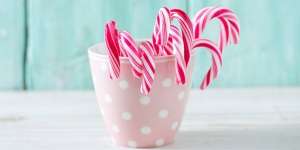 Alasan Ilmiah Permen Merah Muda dan Merah Selalu Jadi Pilihan