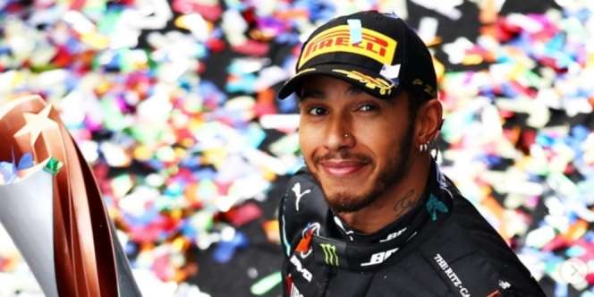 15 Koleksi Mobil Pembalap F1 Lewis Hamilton: Ferrari, Shelby, Sampai Mobil `Termurah` Rp61 Juta