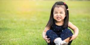 Si Kecil Takut Injak Rumput, Ternyata Ini Sebabnya