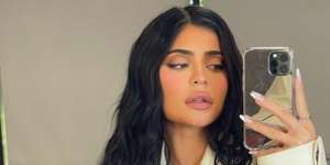 Tutorial Makeup Serba Nude Kylie Jenner Ala MUA