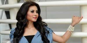 8 Fakta Kematian Novi Amelia, Model Dewasa Diduga Bunuh Diri Loncat dari Lantai 8 Apartemen