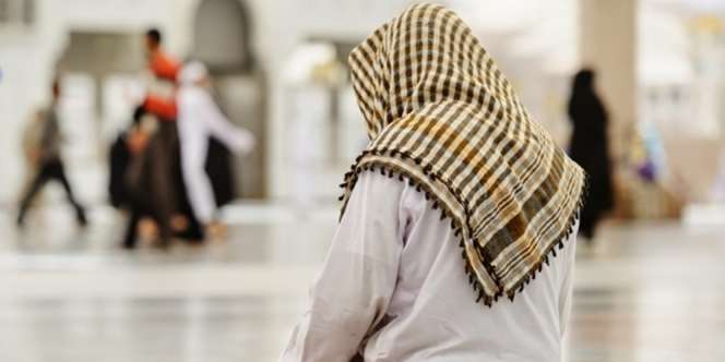 Cara Sholat Tarawih di Rumah 11 Rakaat, Lebih Utama Dikerjakan Berjemaah