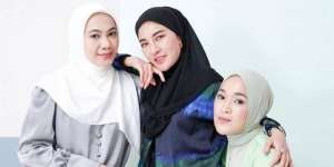 Momen Kedekatan Ririe Fairus dan Mommy ASF Penulis Layangan Putus