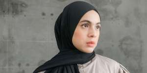 'Casual Look' ala Nycta Gina, Wajib Banget Kamu Tiru!