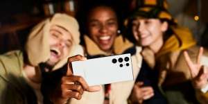 4 Kecanggihan Kamera Galaxy S22 Ultra 5G yang Bikin Konten Low Light Makin Epic