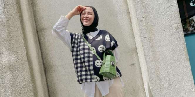 Vest 2 Motif ala Dewi Melki, Kasual & Kece