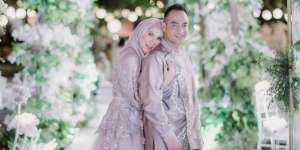 Ibu Venna Melinda Kecewa dengan Wedding Organizer Elma Theana