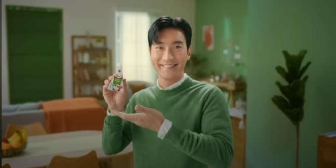 7 Potret Tampan Siwon Super Junior Tampil di Iklan Santan Lokal yang Jadi Trending