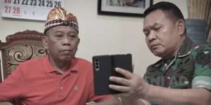 Momen Jenderal TNI Dudung Kunjungi Tukul Arwana, Bikin Haru!