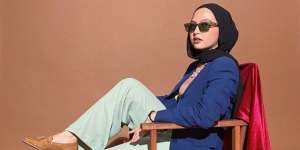 Outfit Hijab ala Tasya Kissty, Berani Main Warna