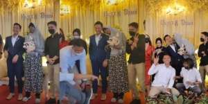 Viral! Resepsi Pernikahan Cuma Ada Pengantin Pria, Tamu Usil Gantikan Pengantin Wanita