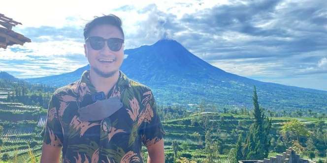Singgung Toleransi, Arie Untung Pamer Rekaman Suara Teman Artis Lantunkan Azan
