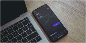 Jangan Puas Cuma Disodori Cuan, Pengelola Keuangan Kamu Sudah Lakukan 3 Tips Investasi Ini?