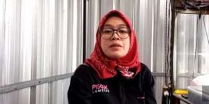 Kena PHK, Wanita Ini Justru Sukses Bikin Usaha Beromzet Rp90 Juta dan Hidupi 18 Karyawan