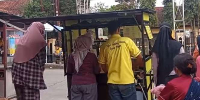 Dulu Diremehkan karena Sepi Pembeli, Kini Gerobak Telur Gulung Yusuf Hasilkan Rp200 Juta Tiap Bulan